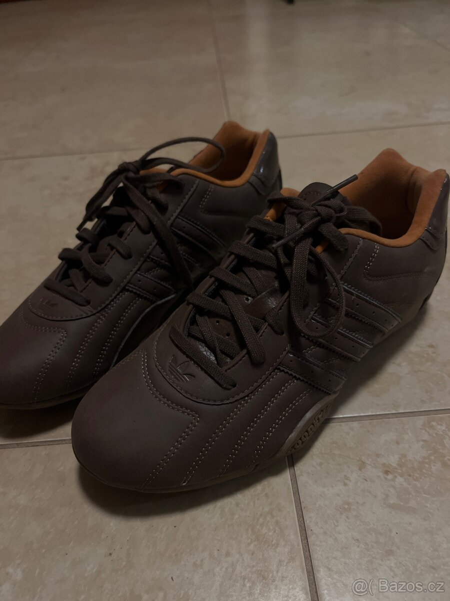 Adidas kožené boty vel. 41