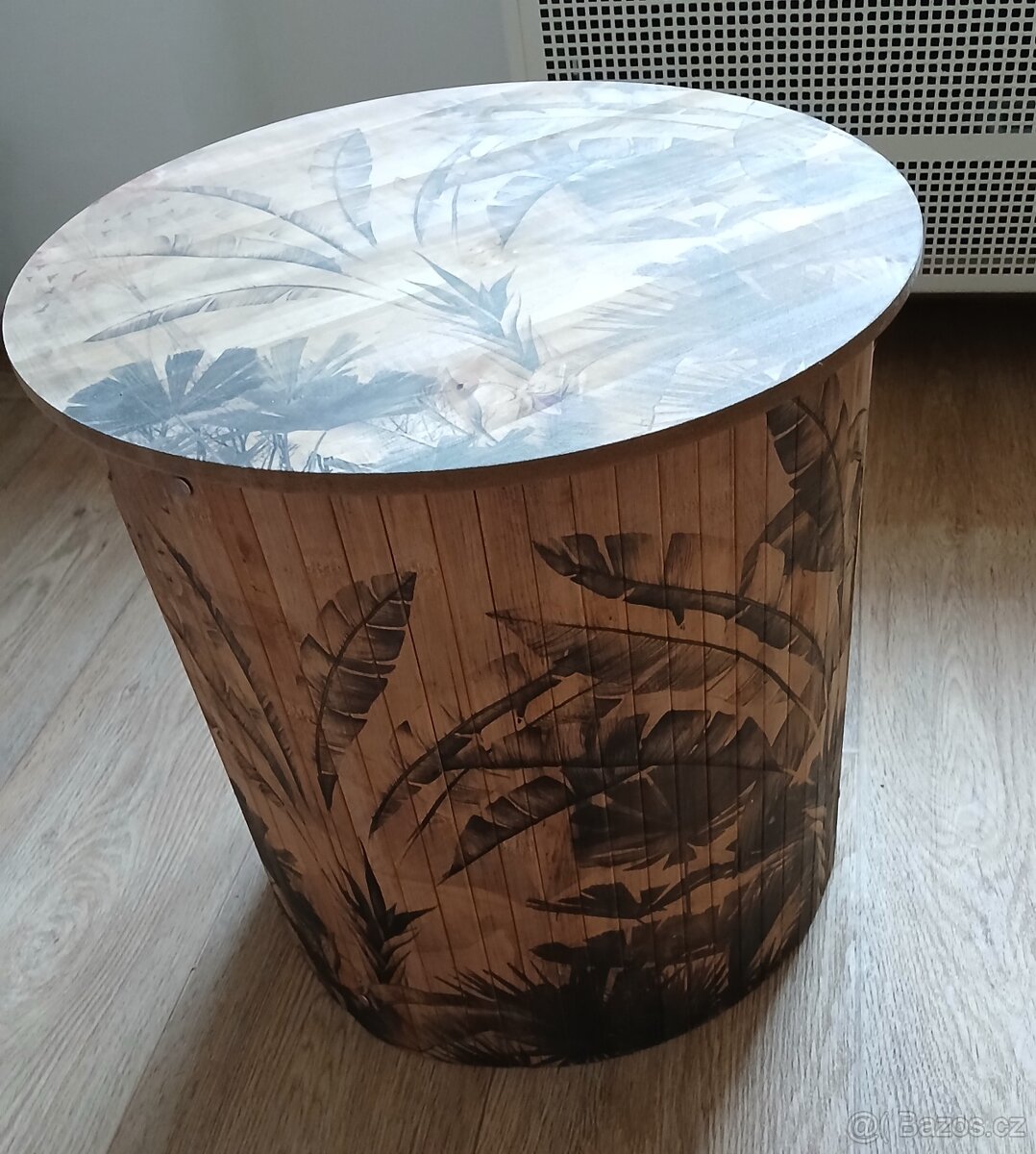 Stolek 40x40