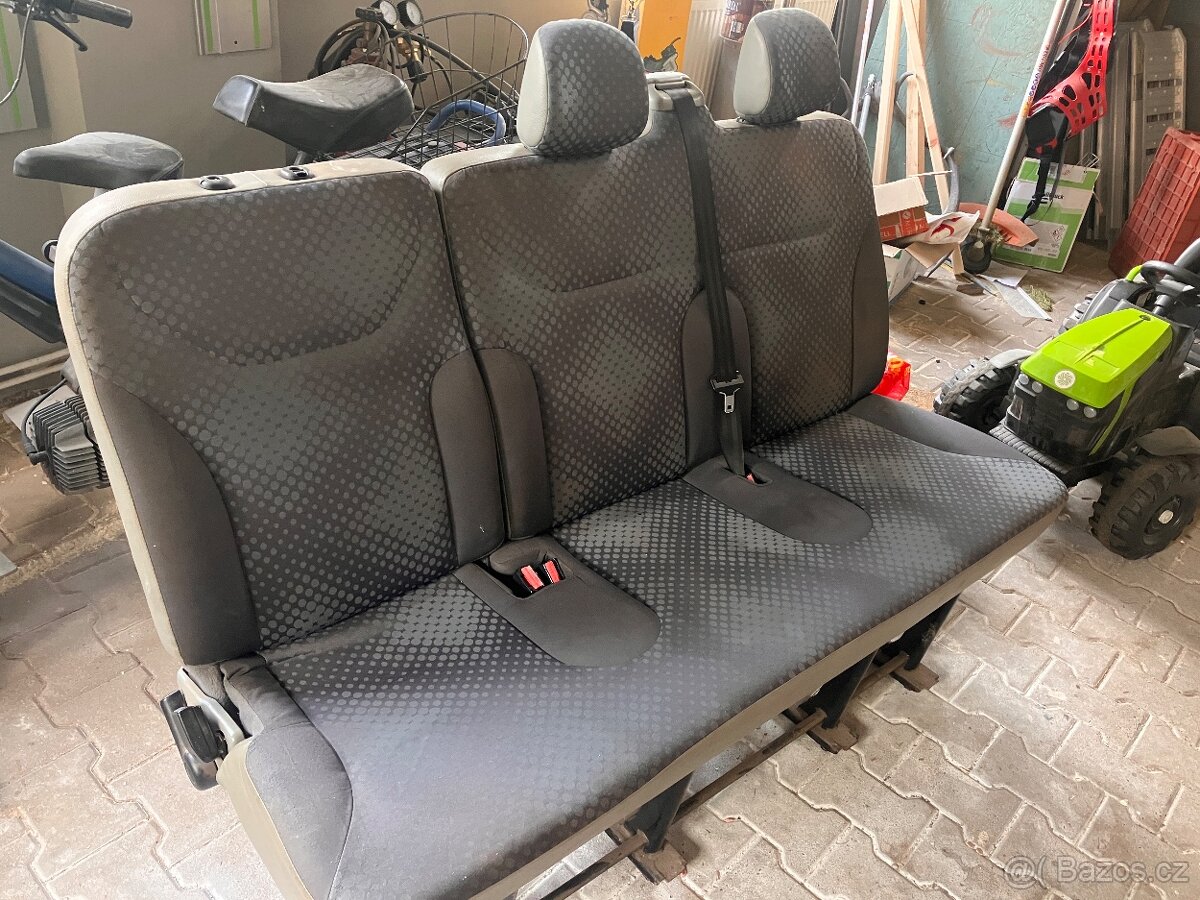 Prodám sedačku do 2 řady