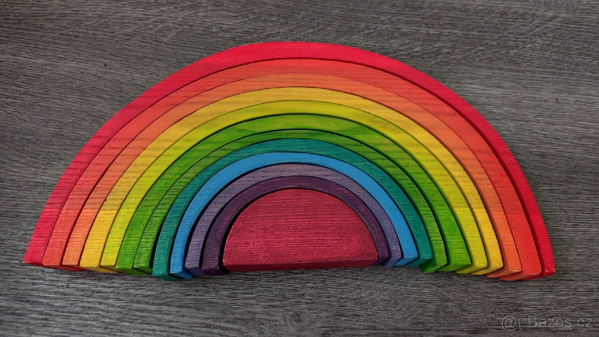 Dřevěná duha - montessori