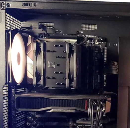 XFX AMD Radeon RX 7900 GRE 16GB