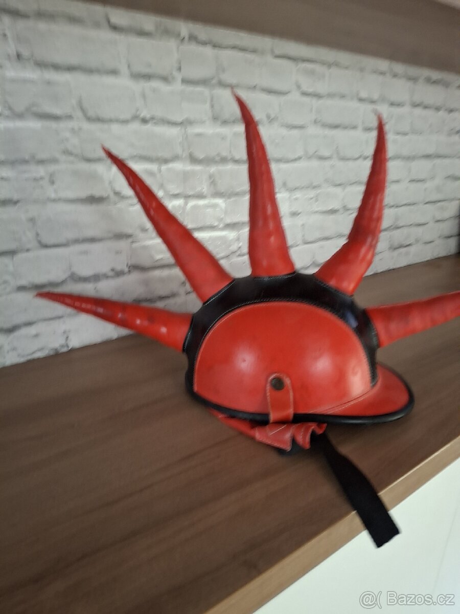 Přilby na motorku