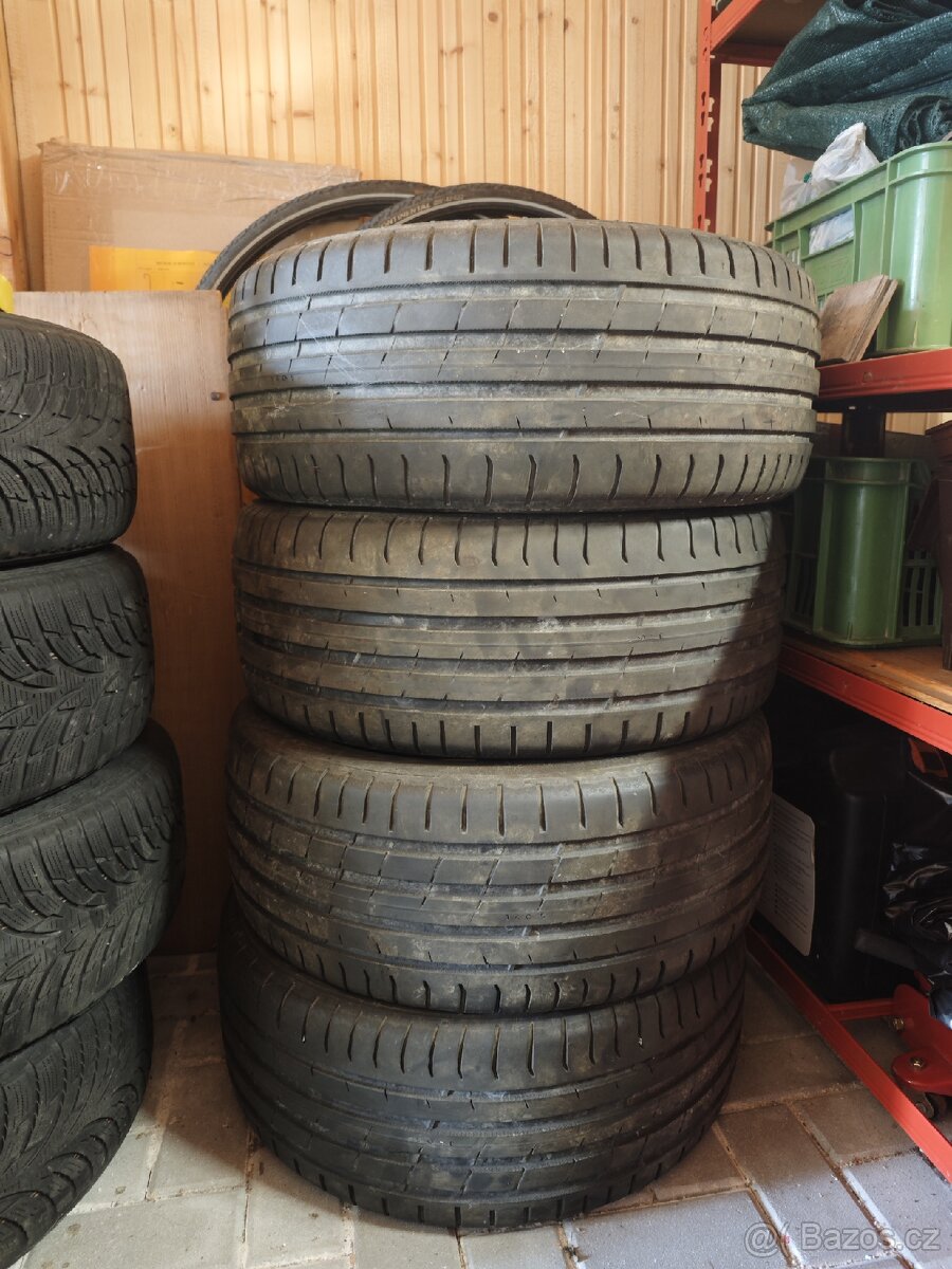 Nokian Tyres powerproof 225/45R17