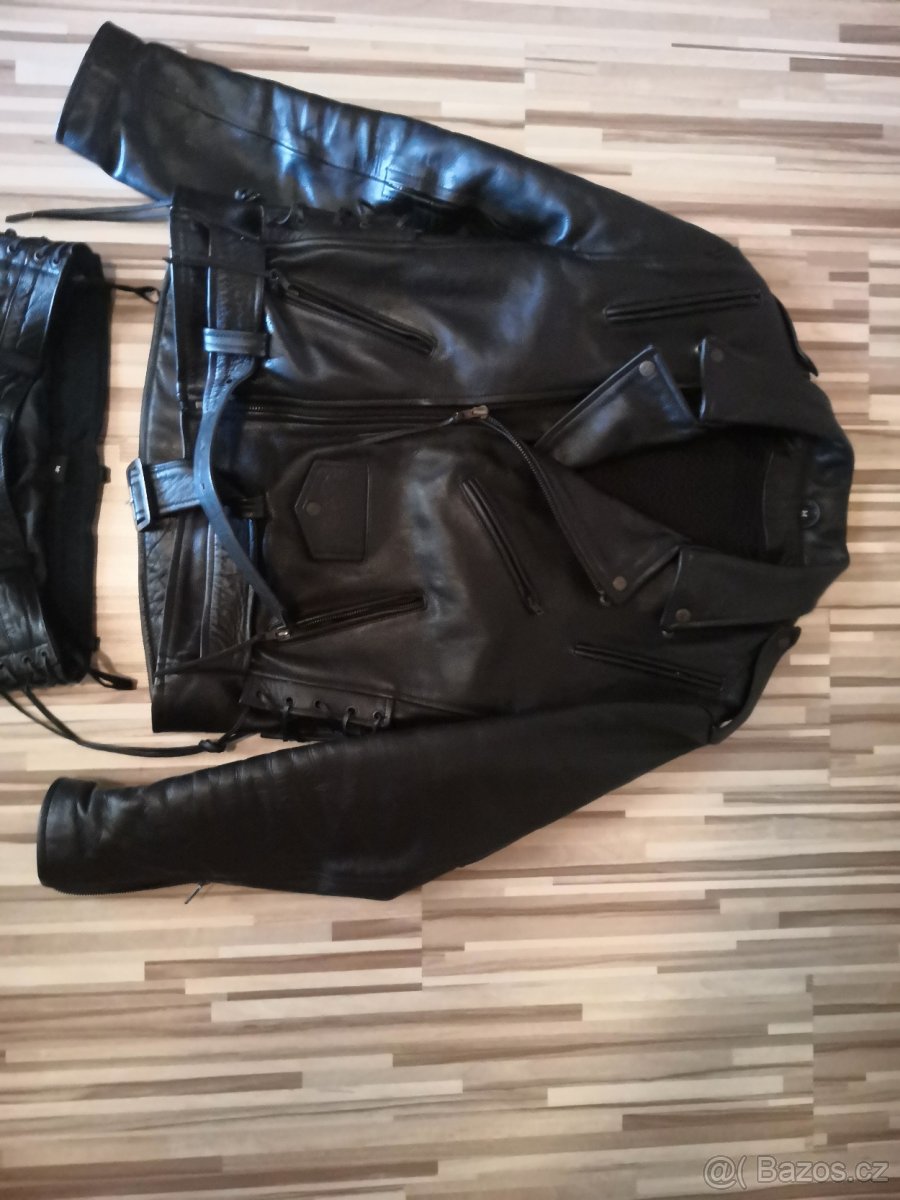 Motorkářské obleceni