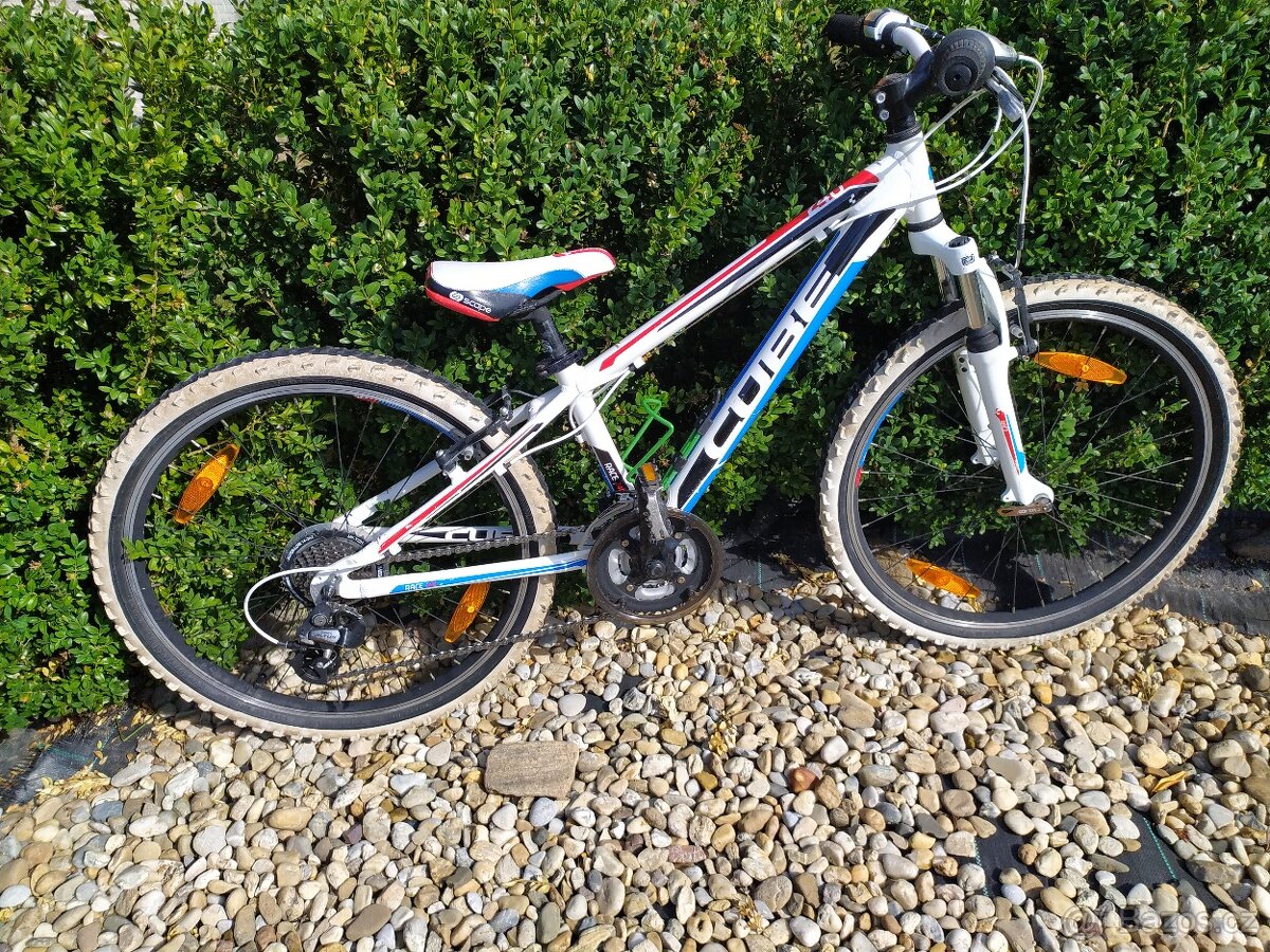 Dětské kolo značky Cube Acid 240, velikost 24"