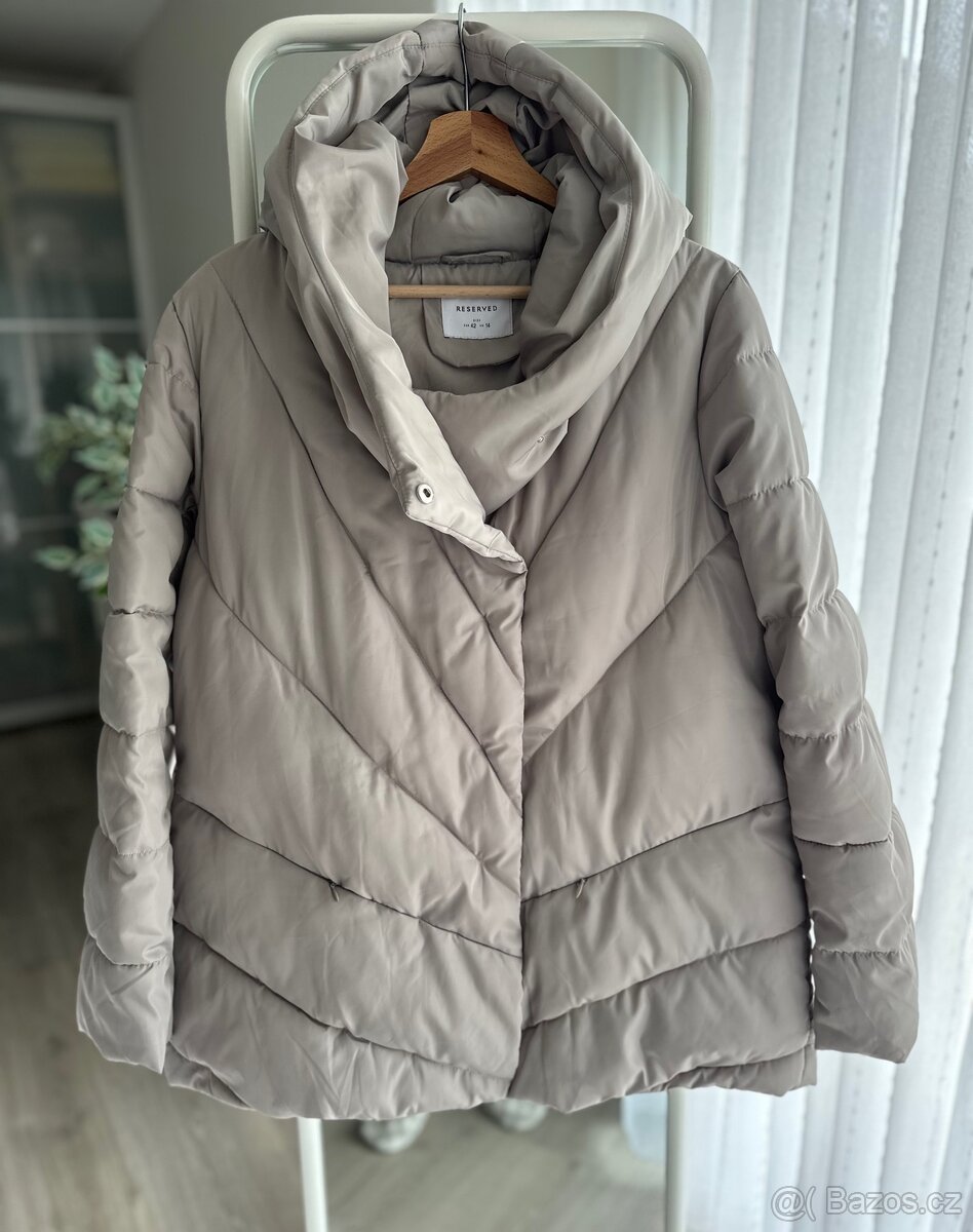 Dámská bunda Reserved