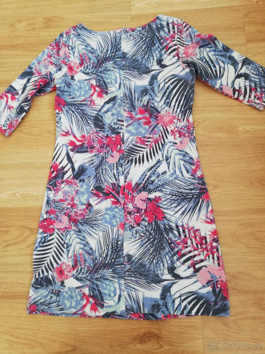 dámské šaty vel. 36/38