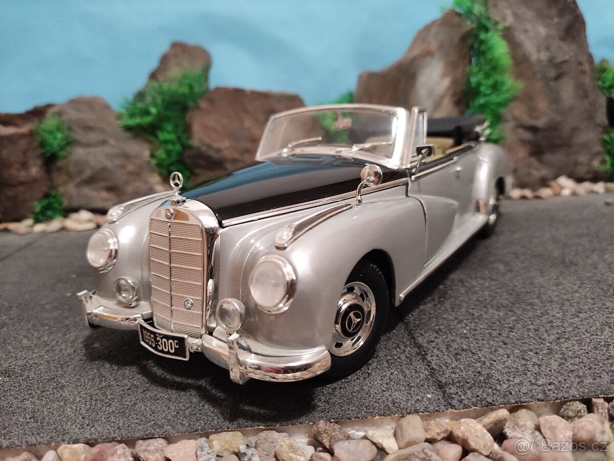 prodám model 1:18 mercedes benz 300C cabrio