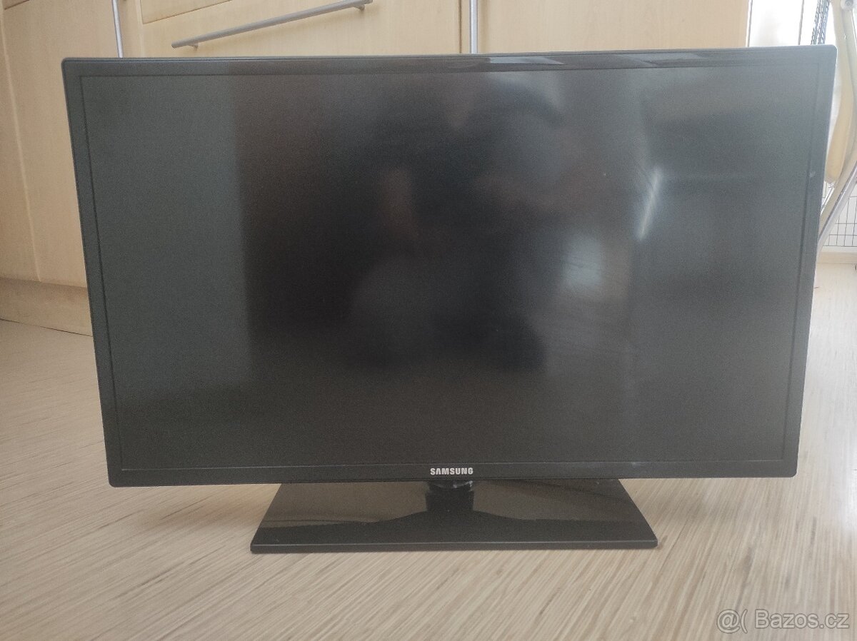 32" Samsung UE32EH4000