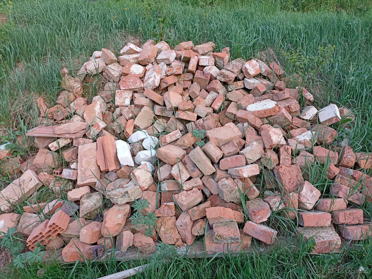 Daruji cihly,kamení, hlínu v Jevíčko
