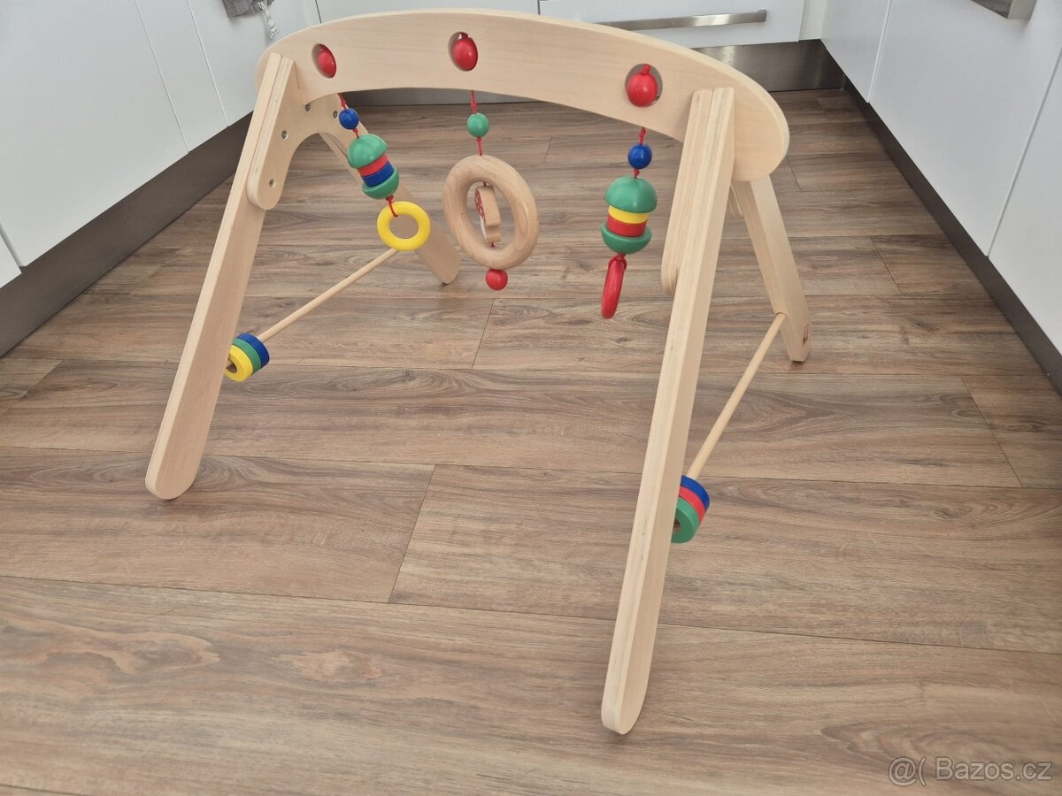 Dřevěná dětská hrazdička Jane