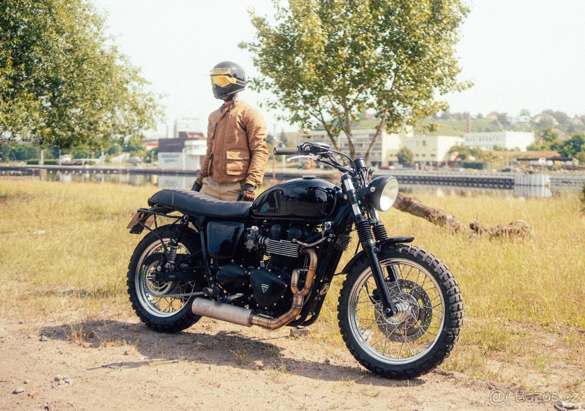 Triumph Bonneville T100 Black Gas & Oil Bespoke Motorcycles