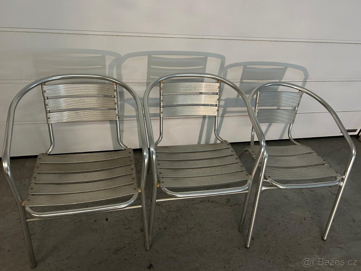 Hliníkové židle