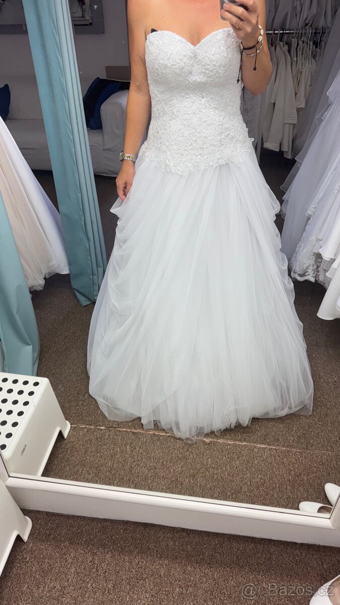 Tylove svarebni saty