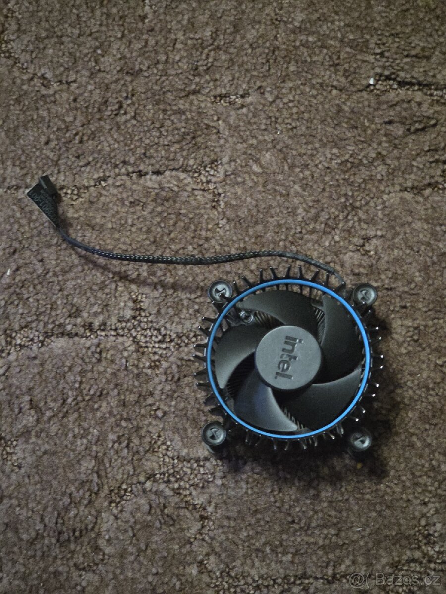 Chladič na intel procesor socket 1700