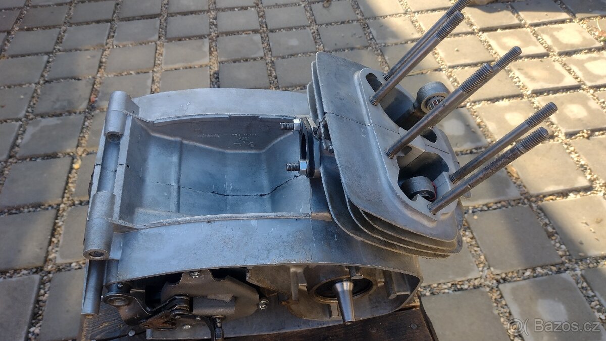 Polomotor Jawa 634