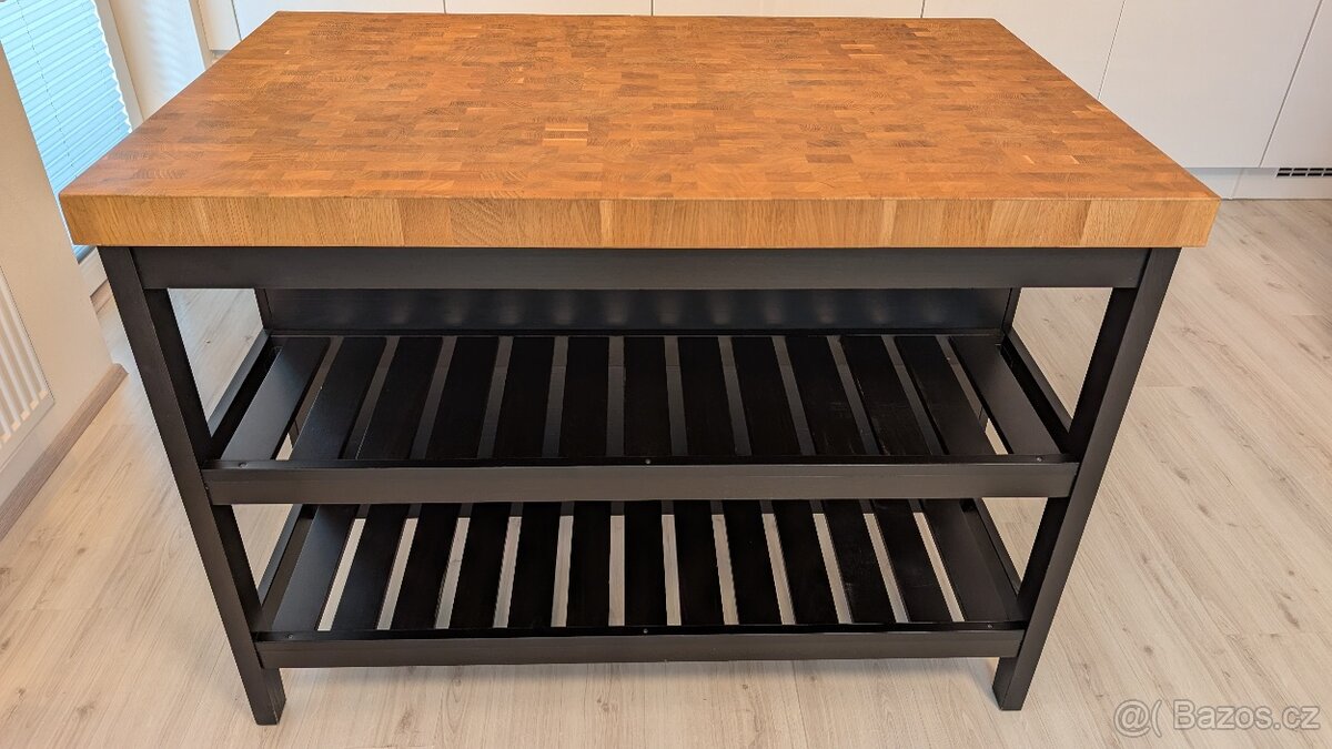 Jídelní stůl IKEA