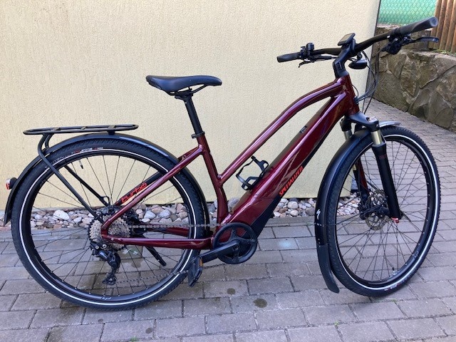 Prodám dámské trekingové elektrokolo Specialized Vado 4.,0