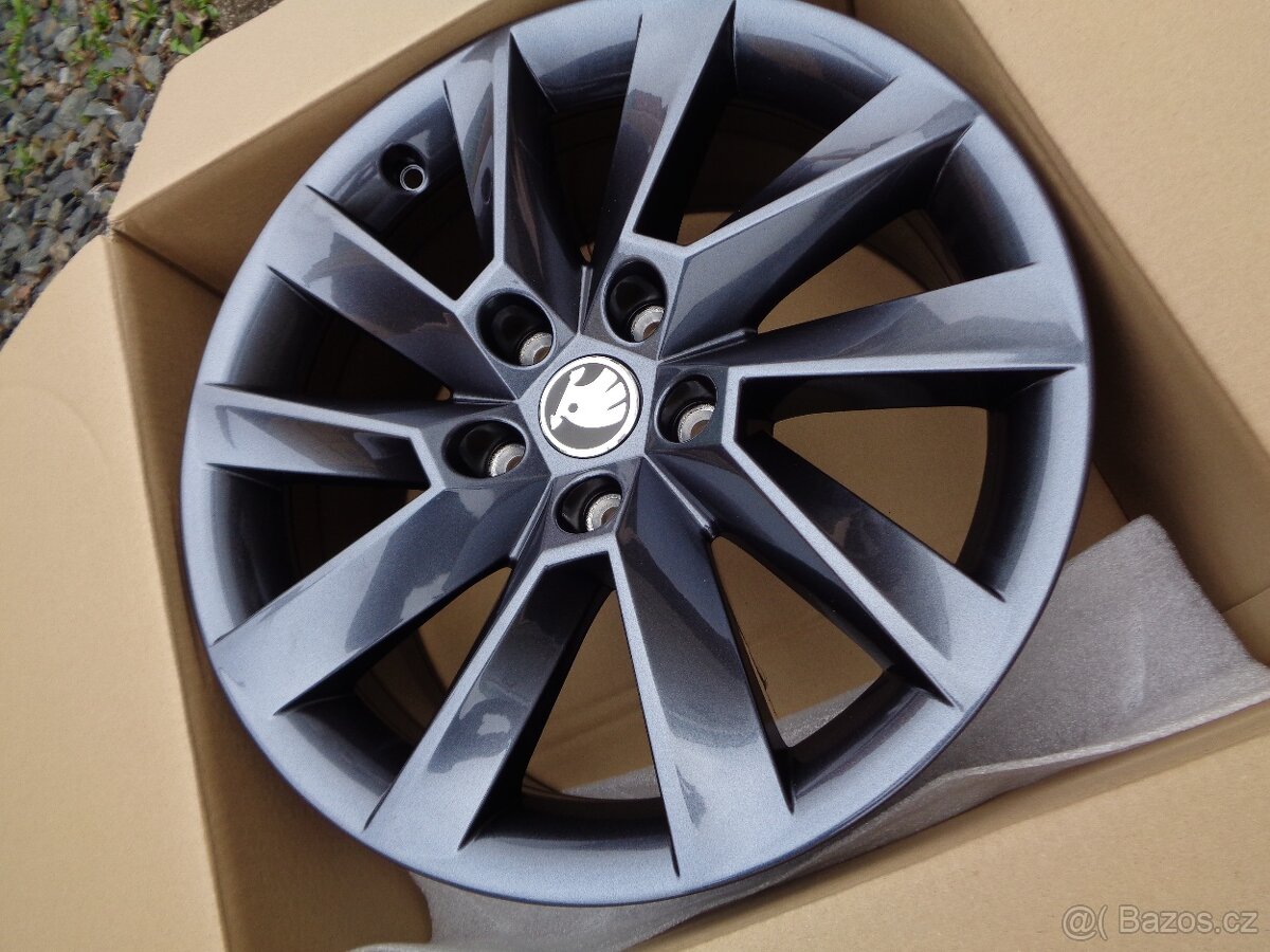 škoda superb 17 alu 5x112 nová original škoda