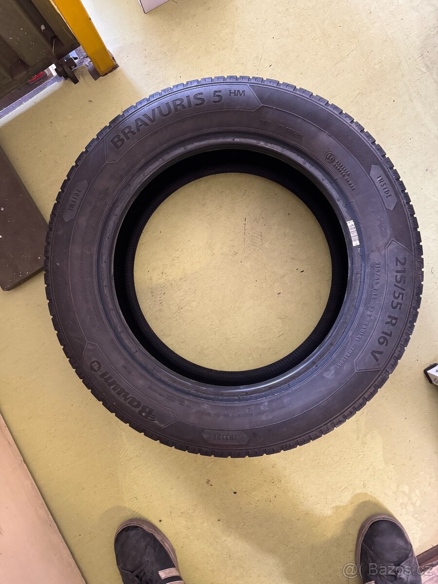 Barum Bravuris5 215/55 r16 93V