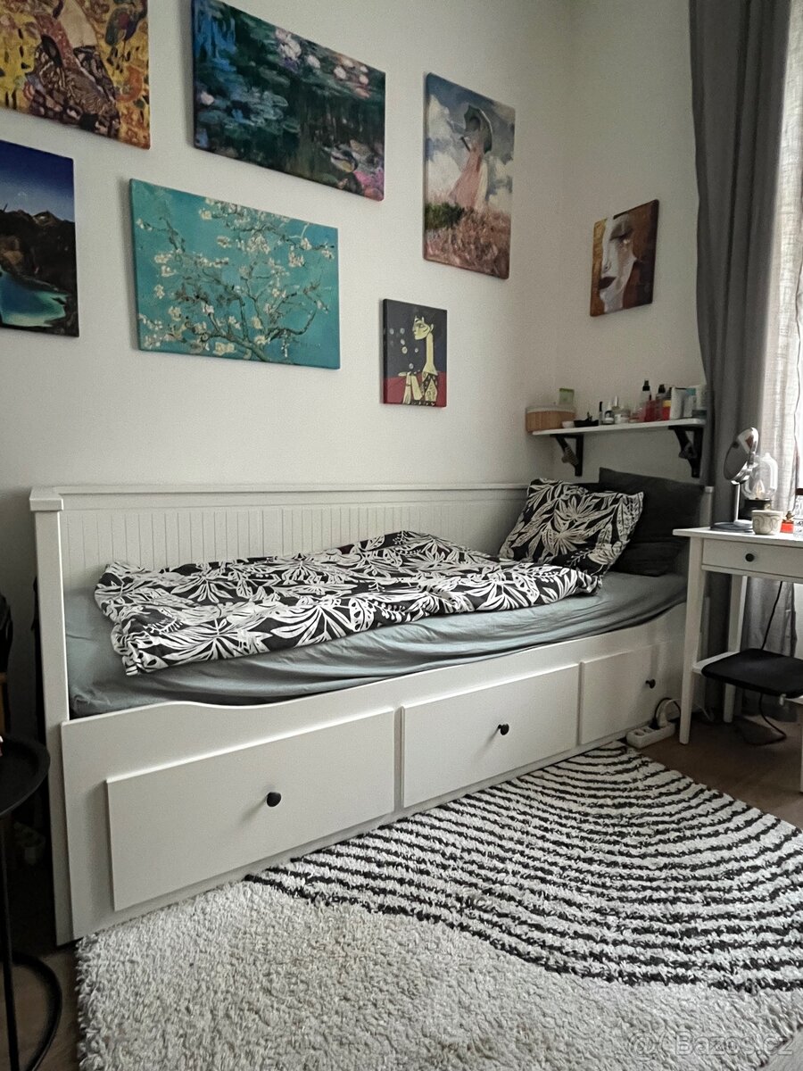 Hemnes rozkládací postel