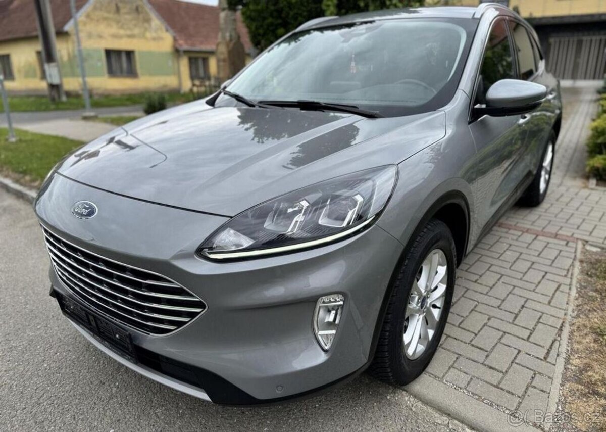 Ford Kuga 1.5 EcoBoost Titanium benzín manuál 110 kw