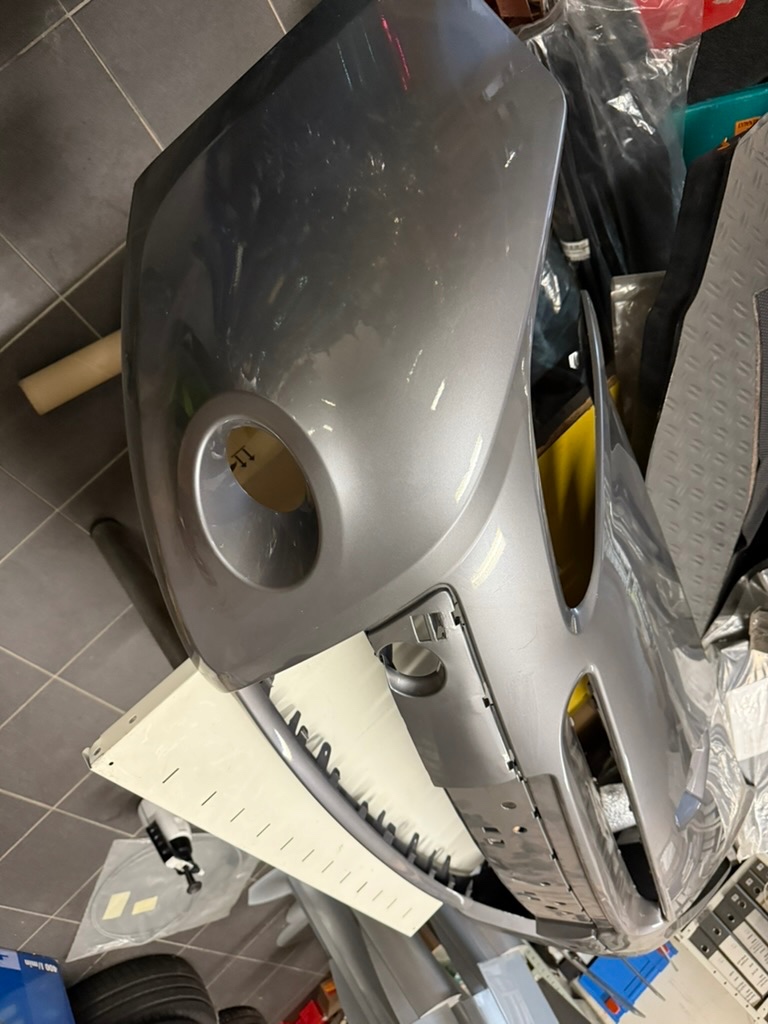 Přední nárazník Renault Clio
