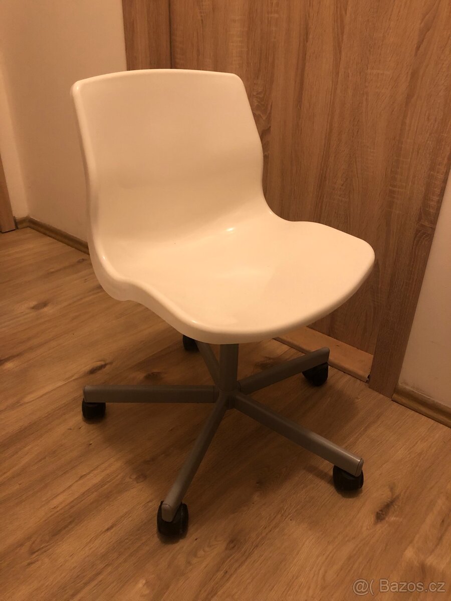 Židle na kolečkách