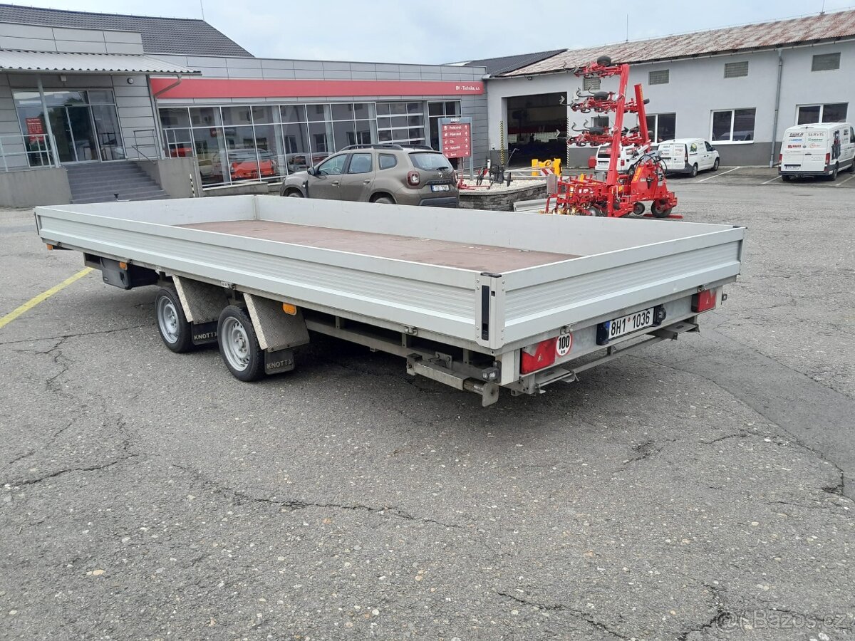 Bržděný tandemový vozík 3500 Kg