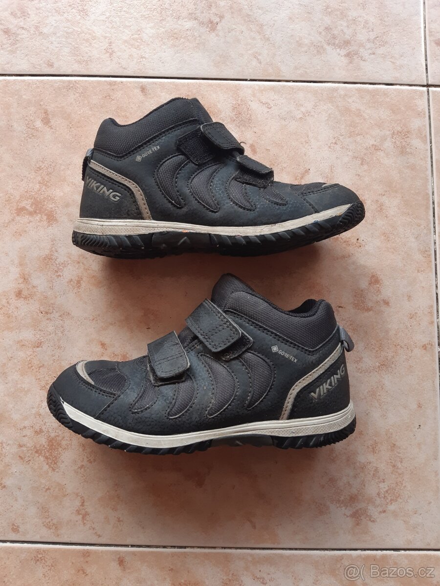Celoroční nepromokavé boty Viking 33 (Cascade)