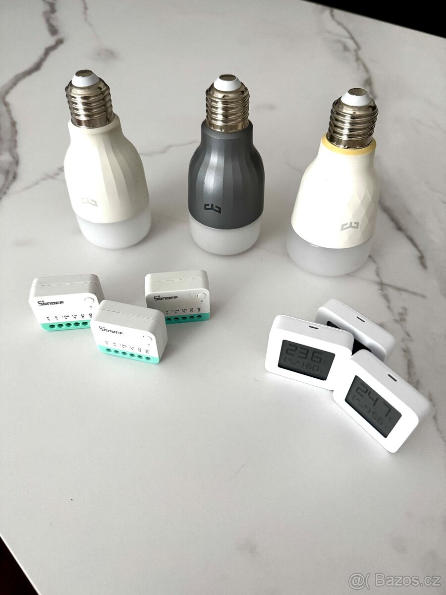 Smarthome příslušenství na prodej – spínače, senzory, žárovk