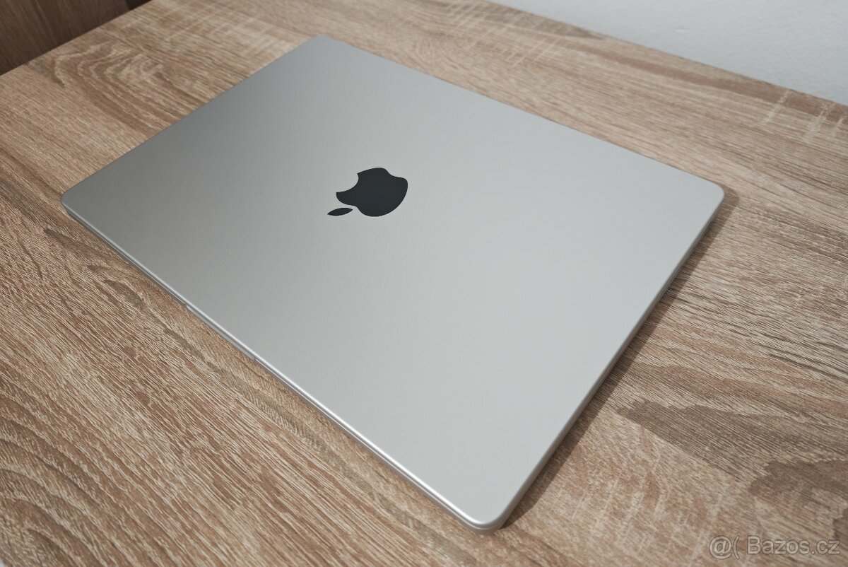 Apple Macbook Pro M4 16GB RAM 1TB SSD