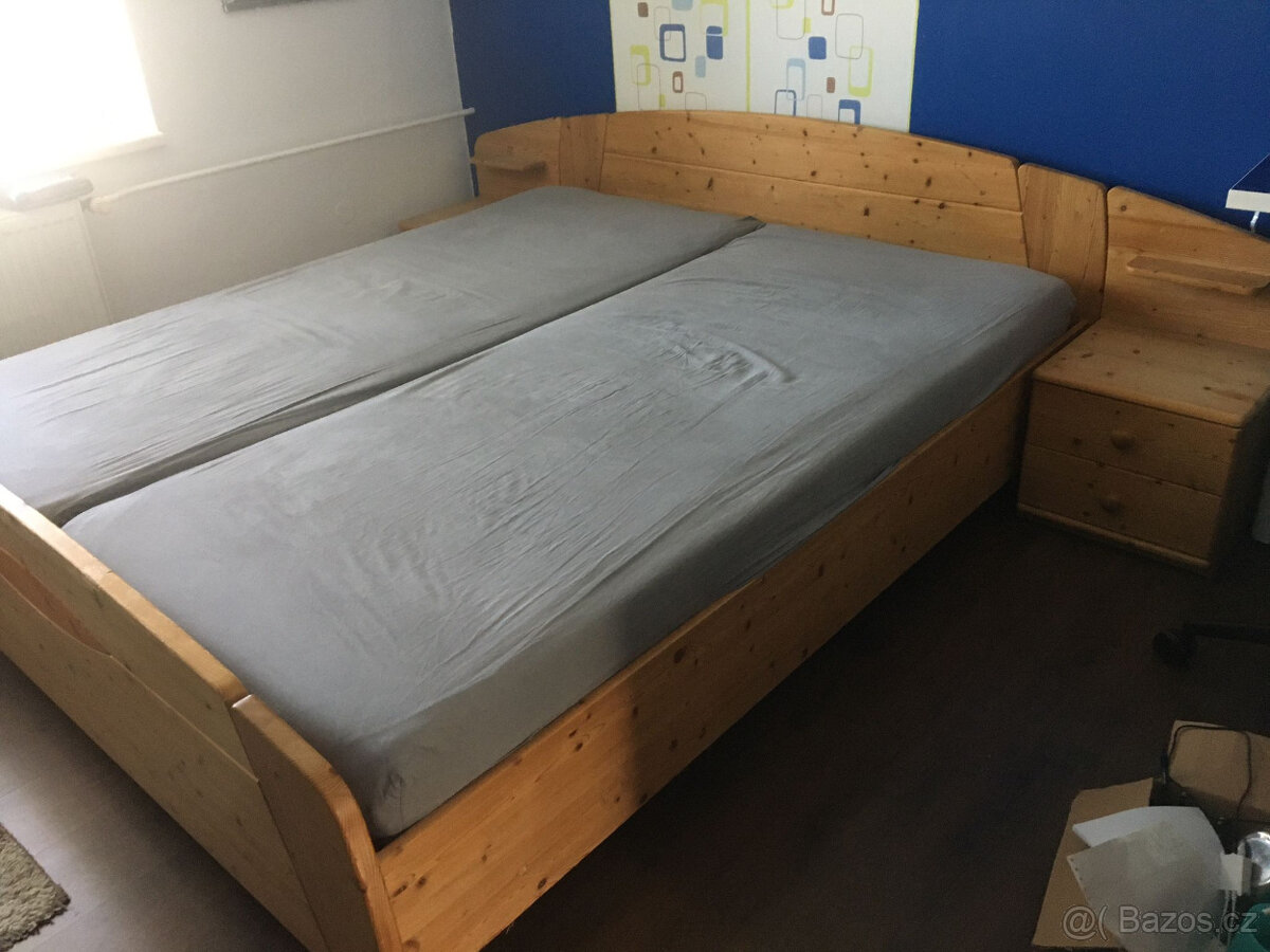 Manželská postel borovice masiv 180x220