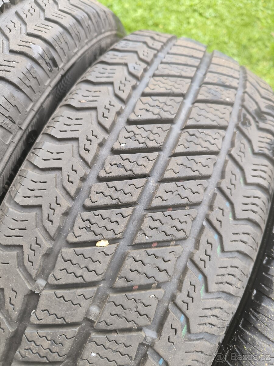 Barum Snowvanis 2 195/60/16C