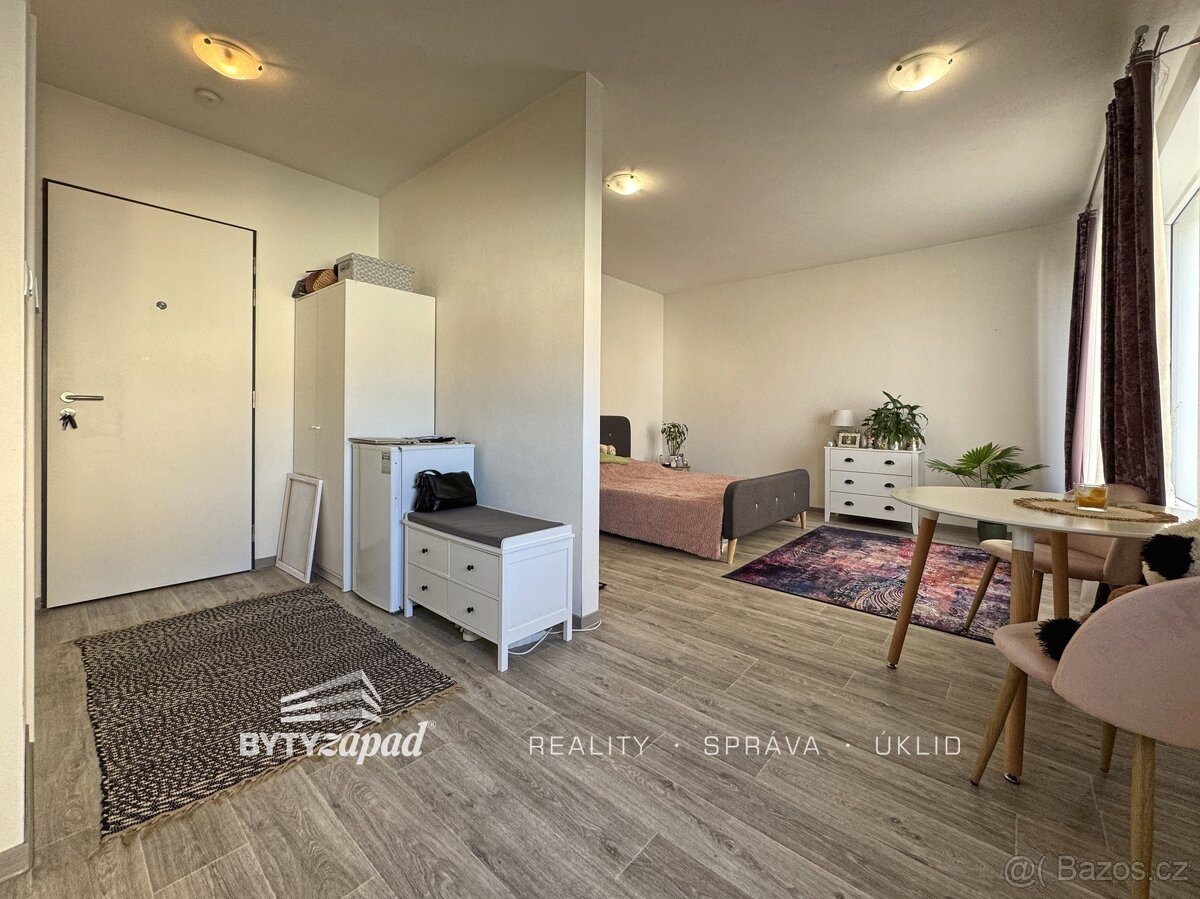 Pronájem bytu 1+kk, 30 m2 v novostavbě bytového domu v ulici