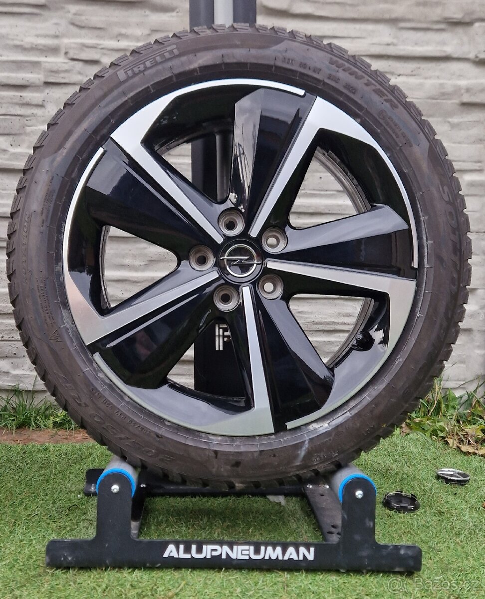 5x108 Opel Astra L R17 +❄️ zimní pneu ZÁNOVNÍ STAV