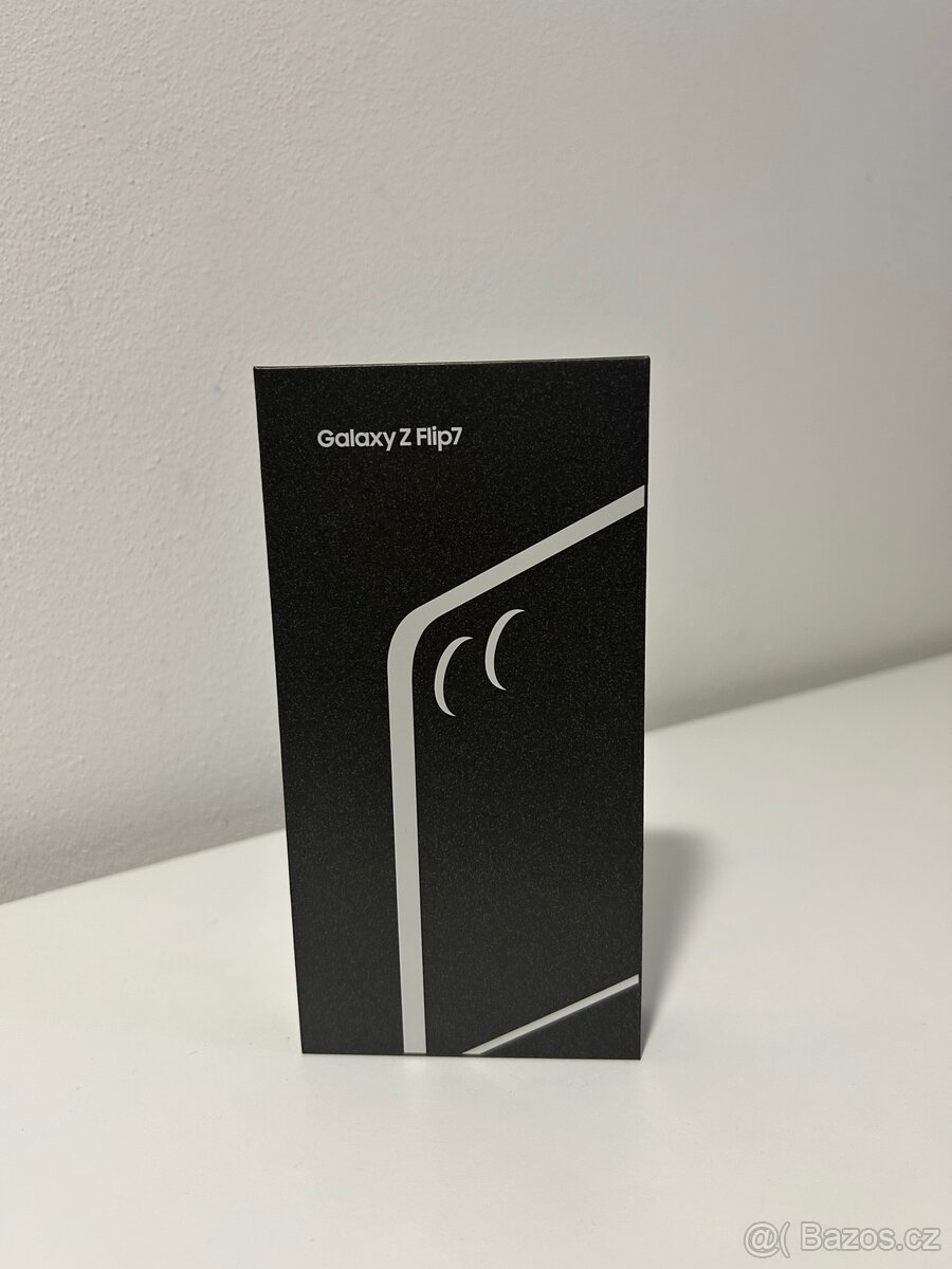Samsung Galaxy Z Flip 7 12/256GB Jetblack