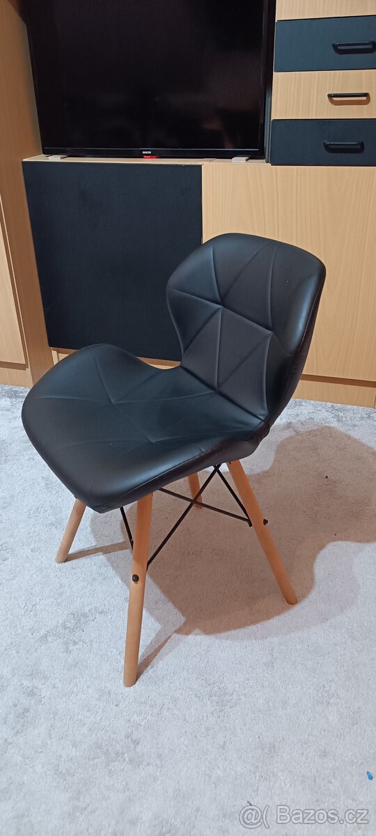 4 skandinávské židle