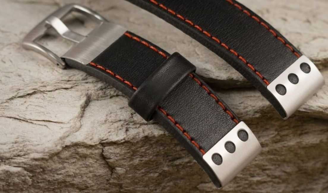 Kožený řemínek č.105 k hodinkám s kovovými konci