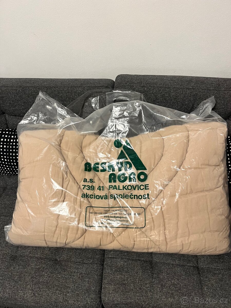 Čabraka - ovčí vlna