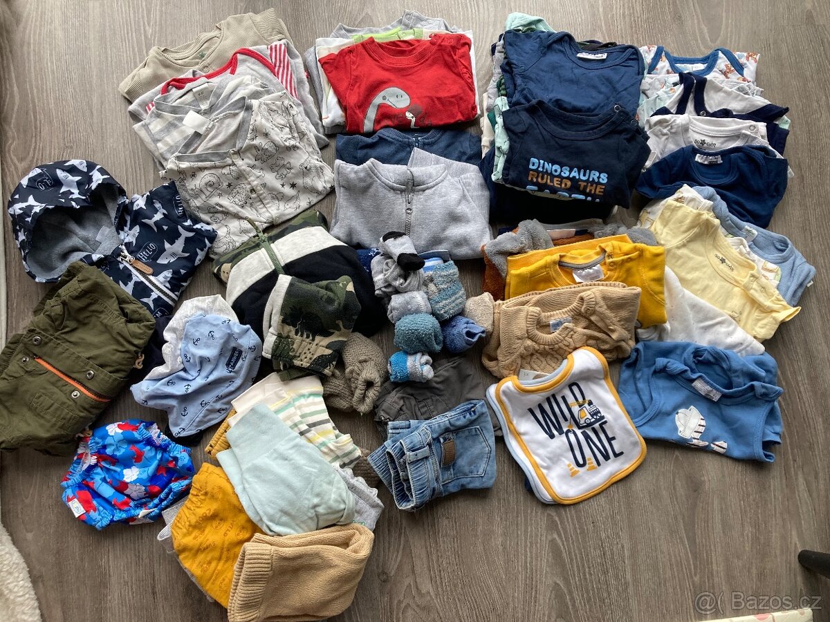 Chlapecké oblečení velikost 62-68