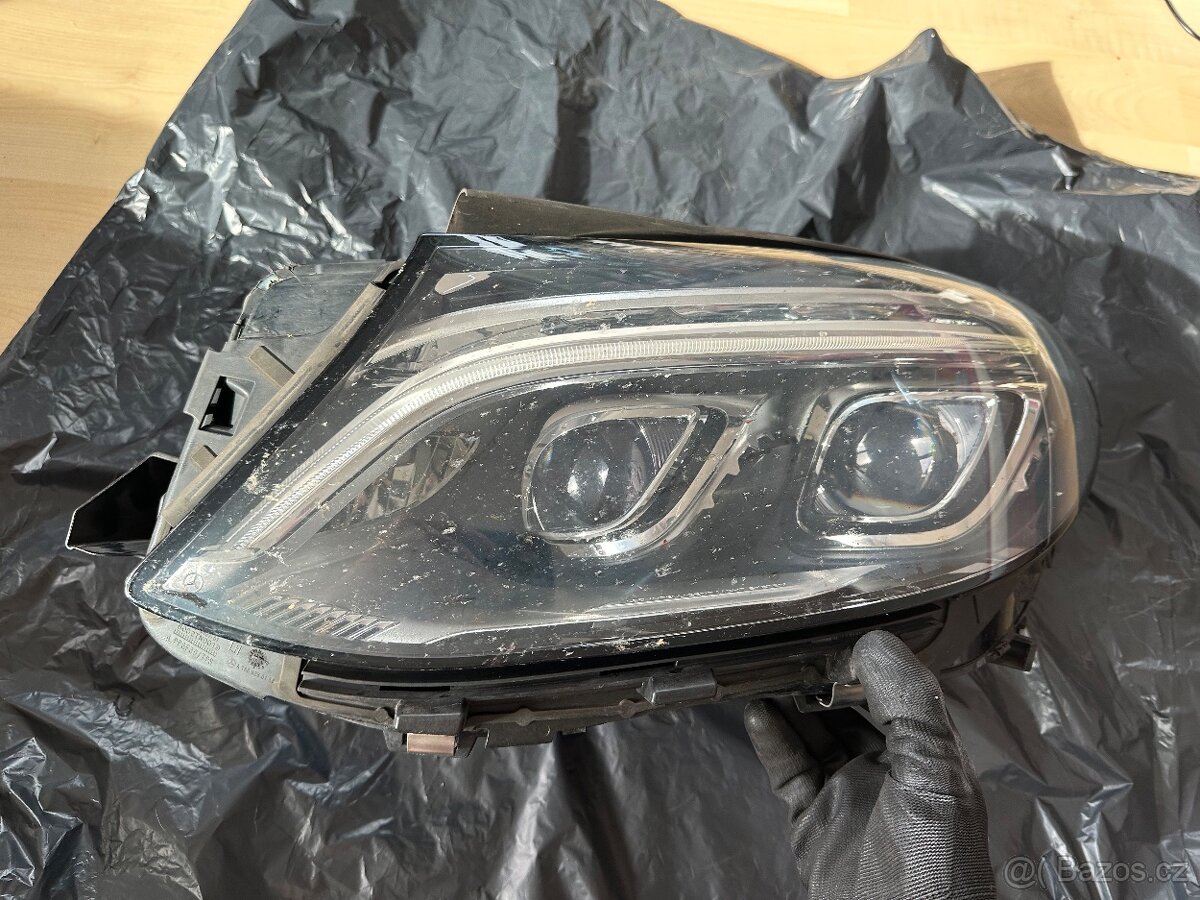 světlo mercedes benz w166