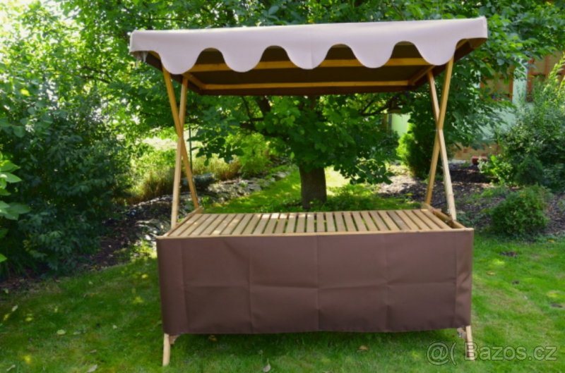 Dřevěný stánek 2 m nový