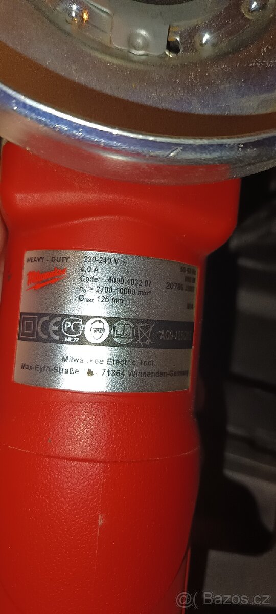 Úhlová bruska Milwaukee 125