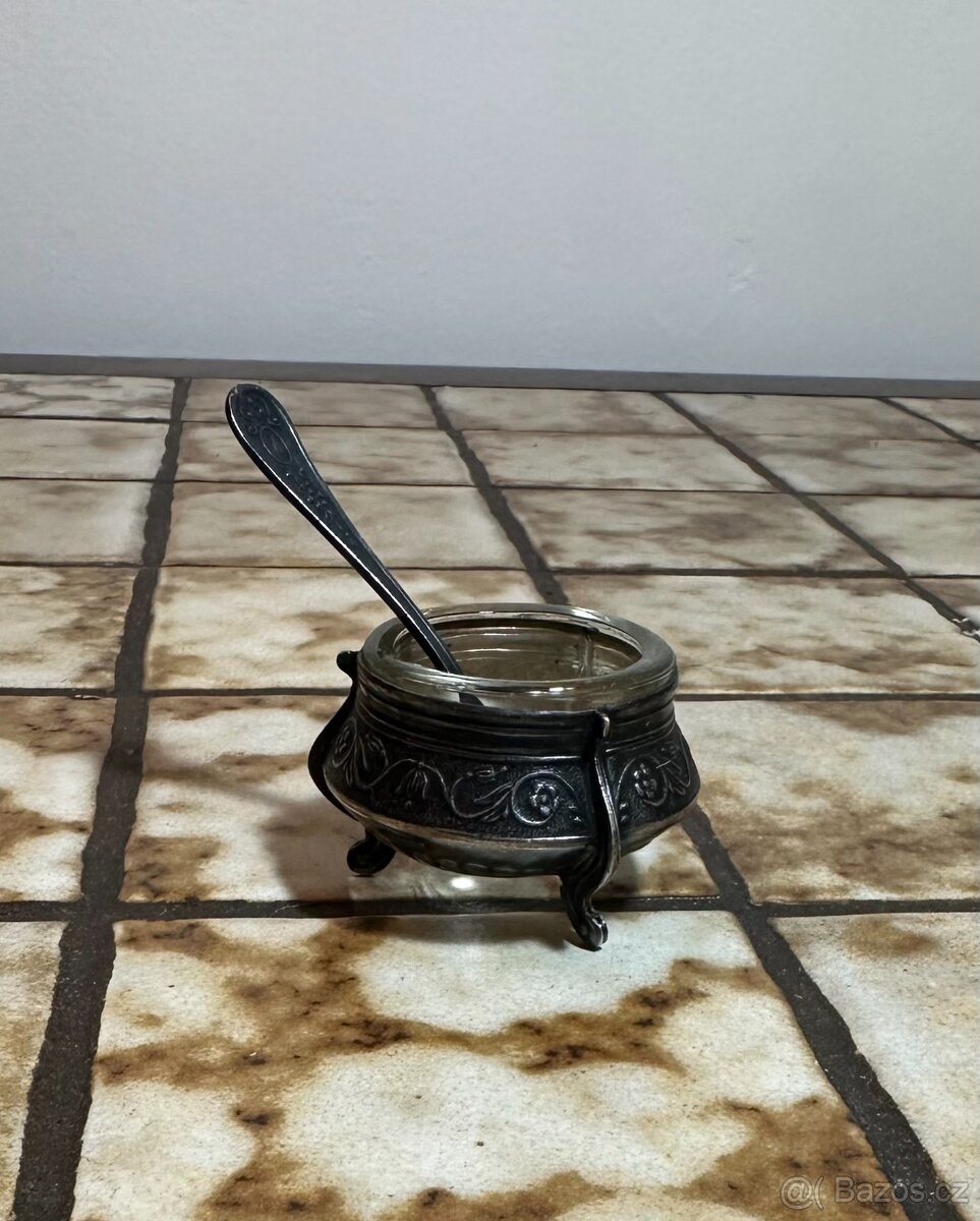 Starožitný Soliér (Nádoba na sůl, hořčici či koření)