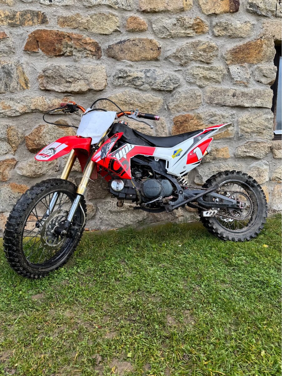 Náhradní díly Pitbike