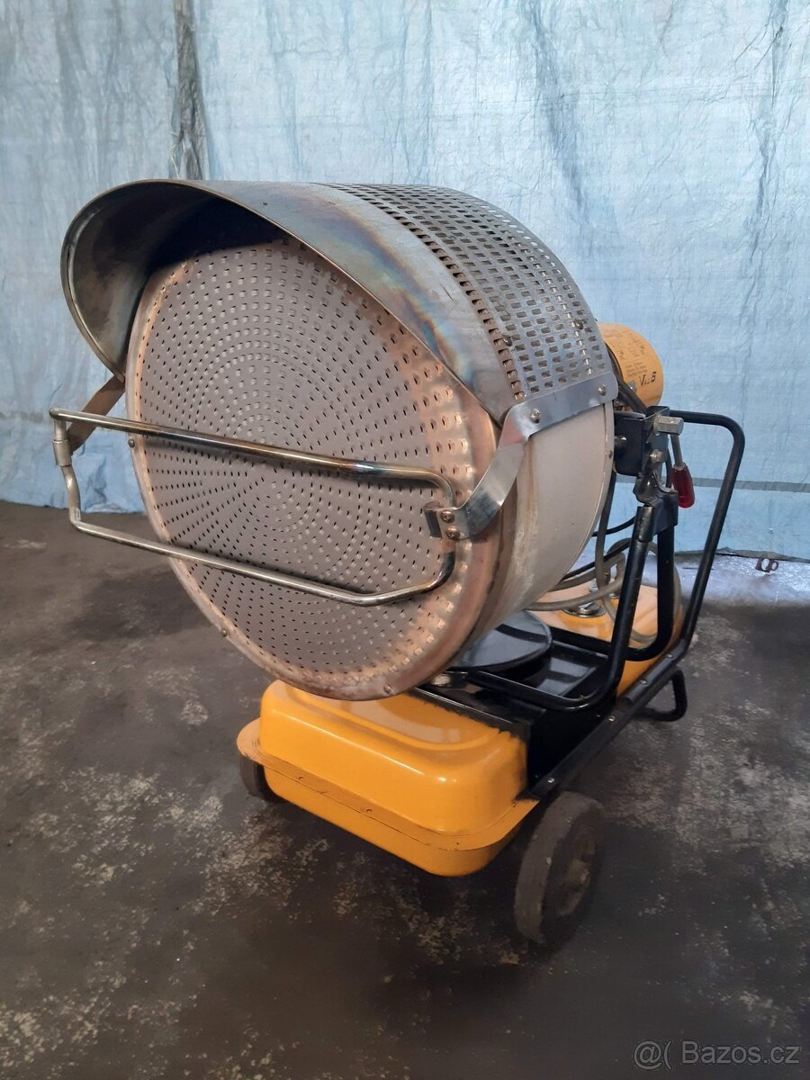 Infrazářič naftový - mobilní topení 40,7 kW