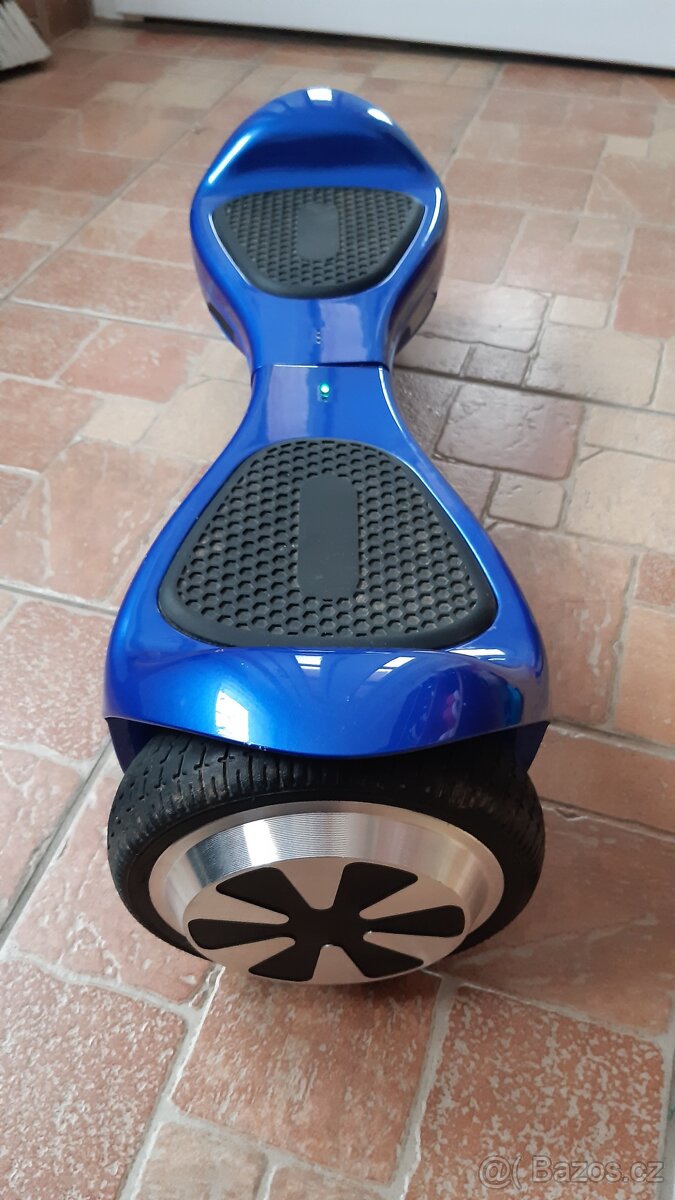 Kolonožka, hoverboard