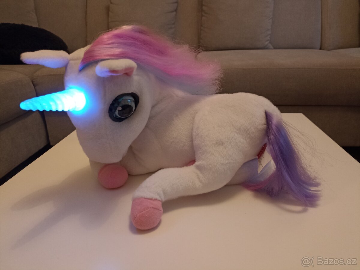 Jednorožec Luna mluvící pohádky