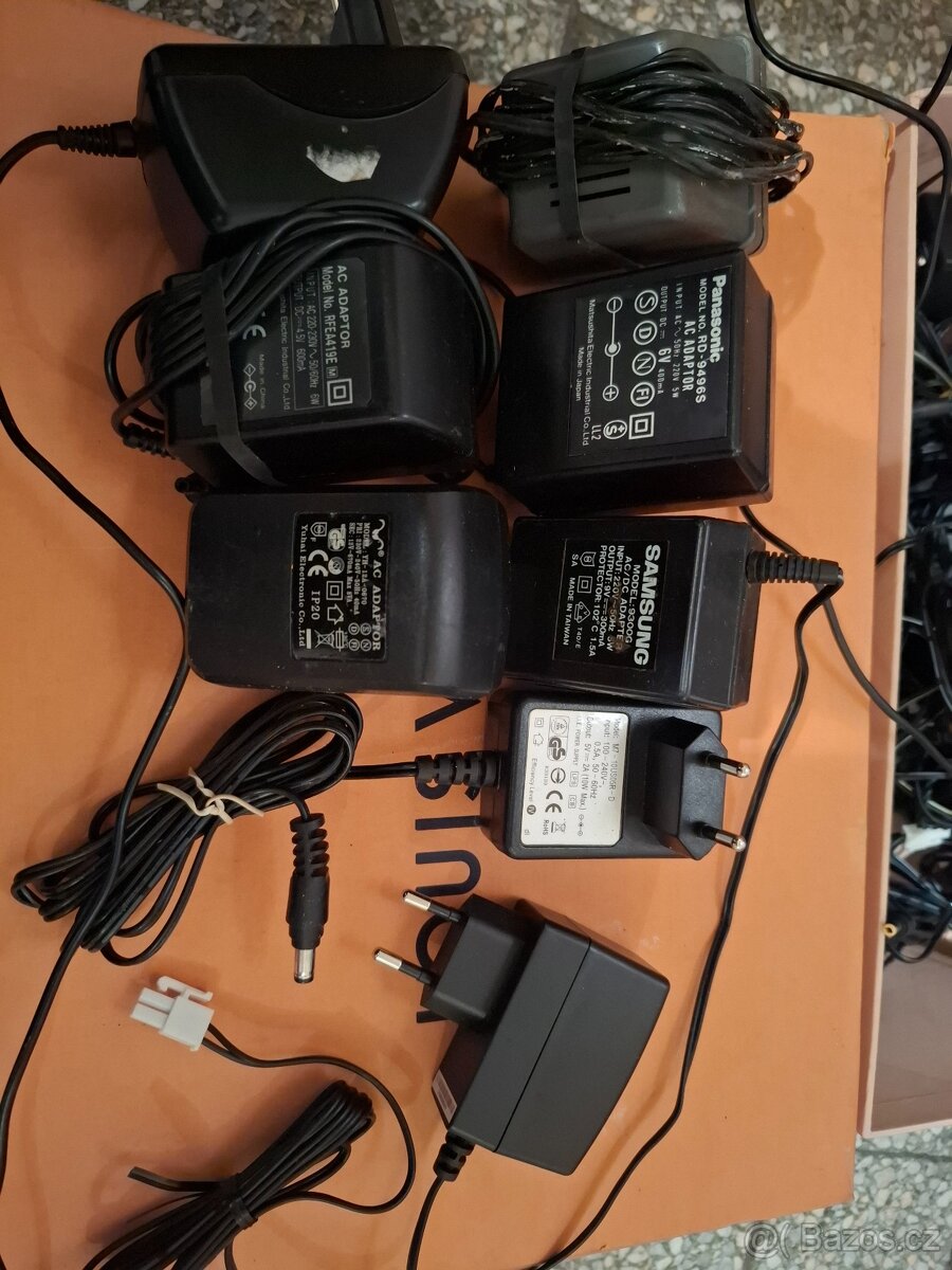 Nabíječky adaptéry